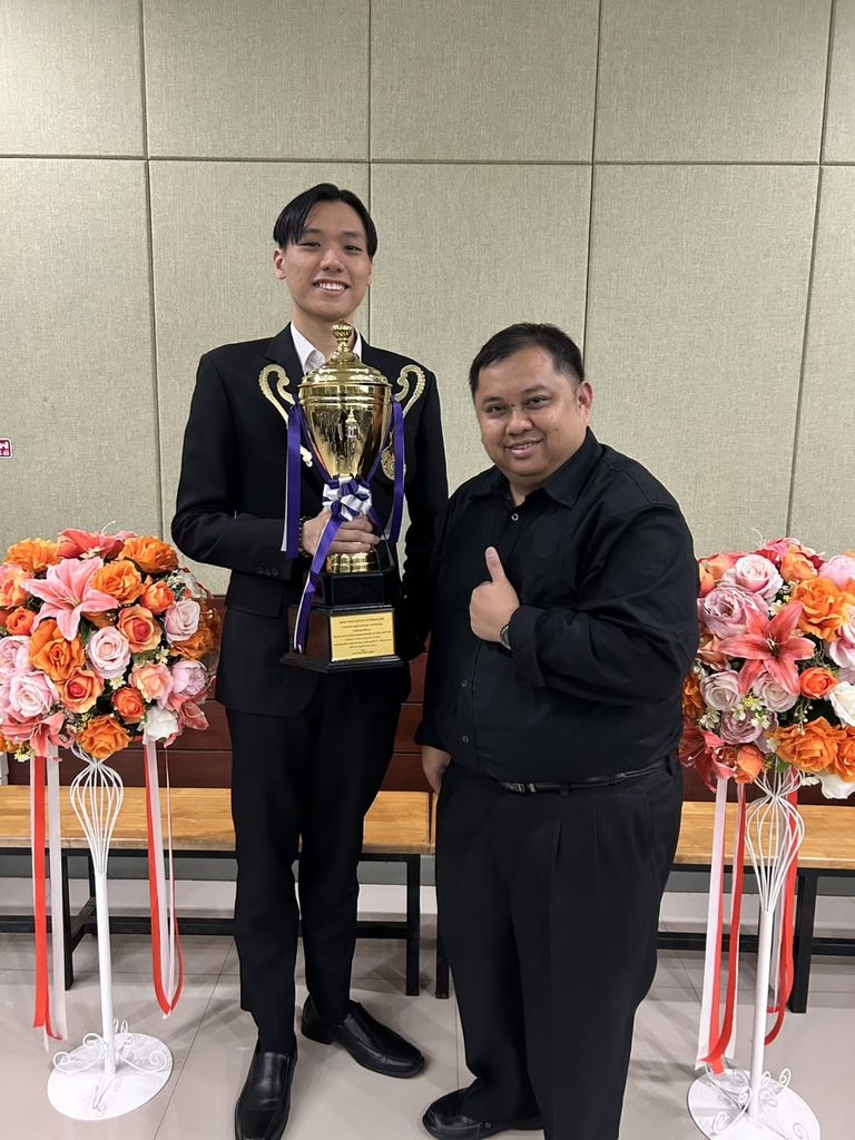 ภาพรับรางวัล 2